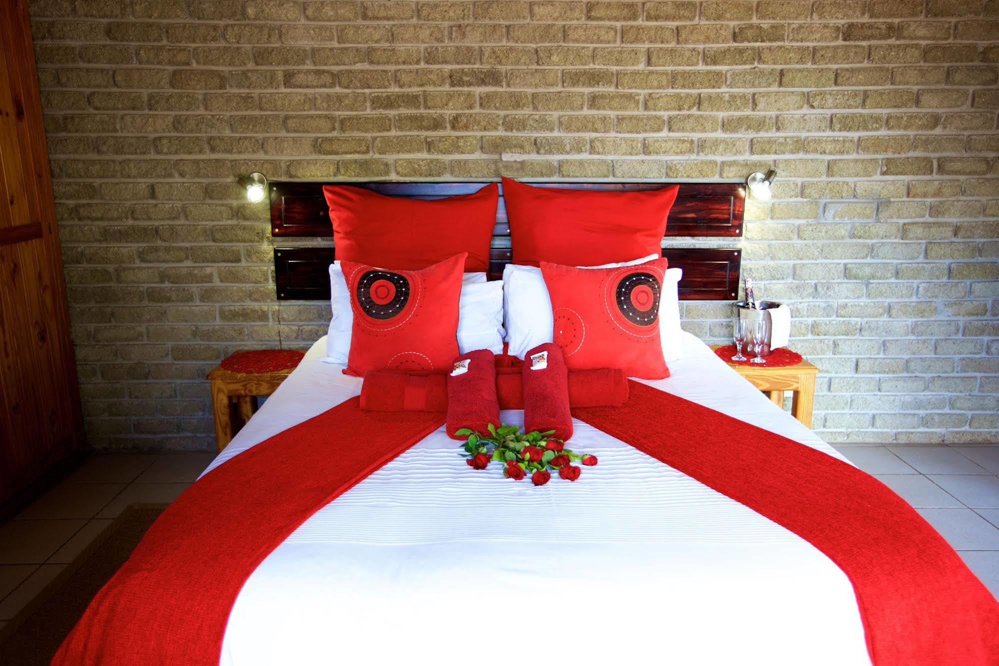 Tshukudu Game Lodge - Hoedspruit Esterno foto
